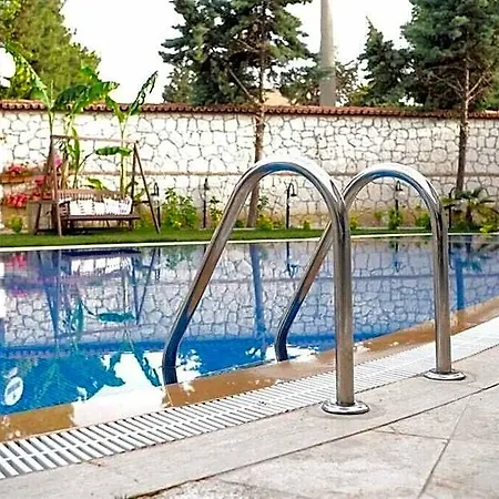 Hotel Deruni Butik 3*