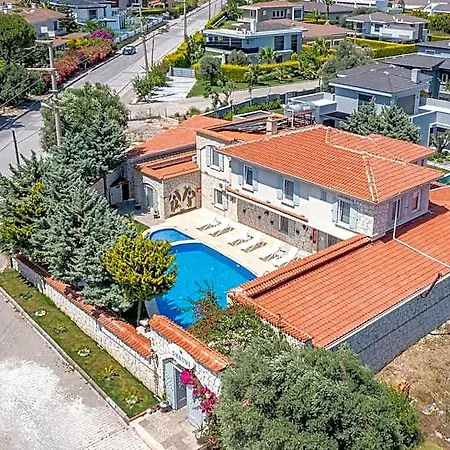 Deruni Butik Hotel Ciftlikkoyu